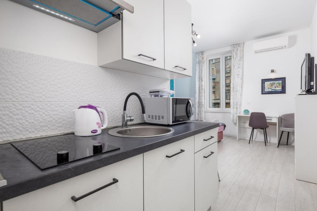 Studio Apartments Fran'S Rijeka Zewnętrze zdjęcie